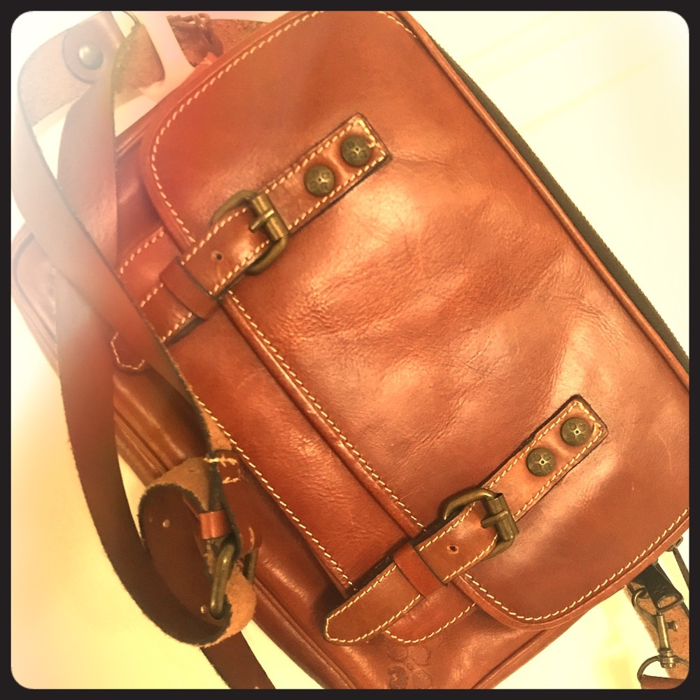 Patricia Nash, Heritage Tan Cross body